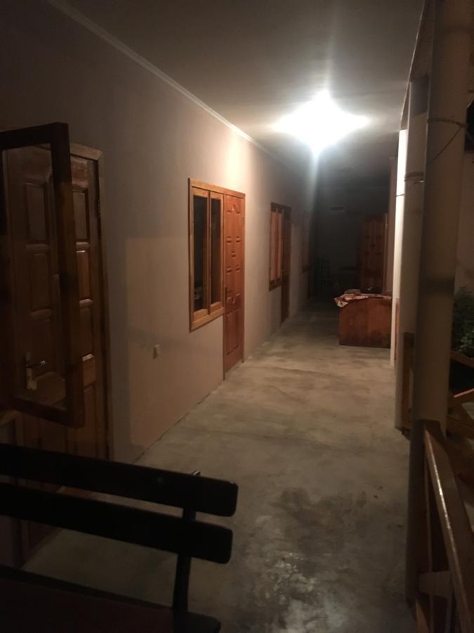 סוקהום Homestay On Akademika Sakharova מראה חיצוני תמונה