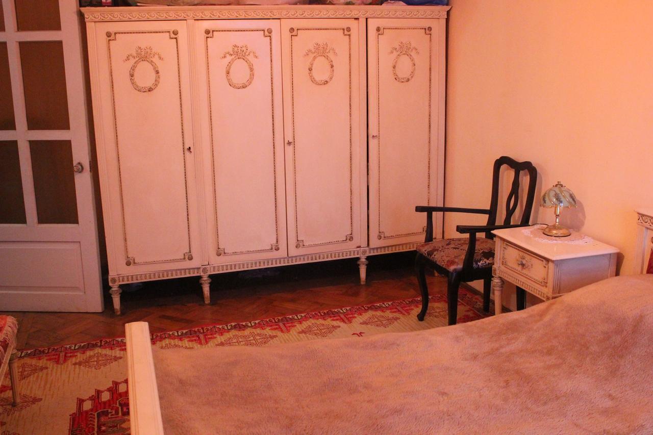 סוקהום Homestay On Akademika Sakharova מראה חיצוני תמונה